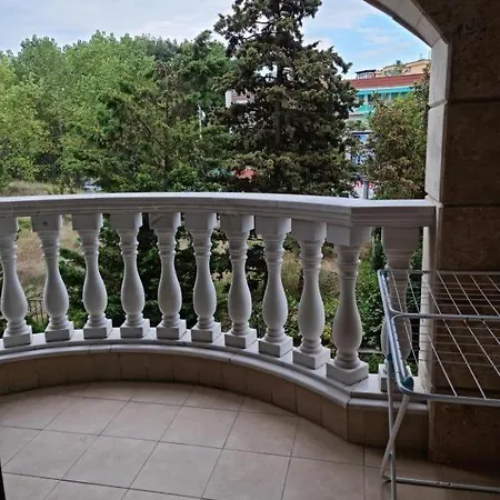Villa Rome Apartment Nesebar